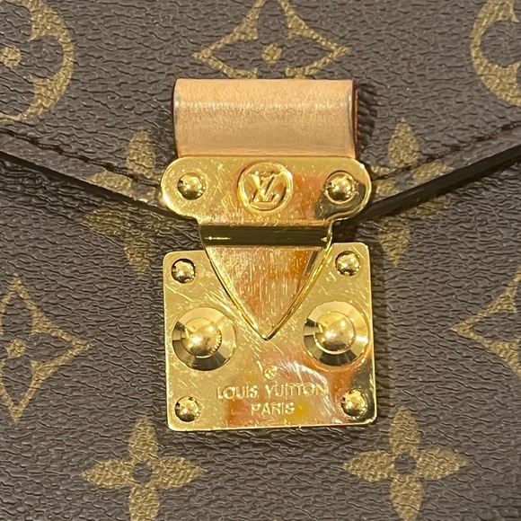 Louis Vuitton Canvas Pochette Metis - Picture 8 of 13